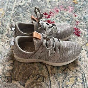 New Balance Women's Tennis Shoes